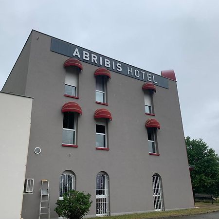 L'Abribis Hotel Firminy Bagian luar foto